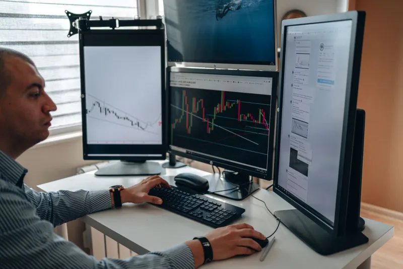 Overnight Lending, Outsized Warnings: What Repo Rate Spikes Tell Traders Before the Market Reacts