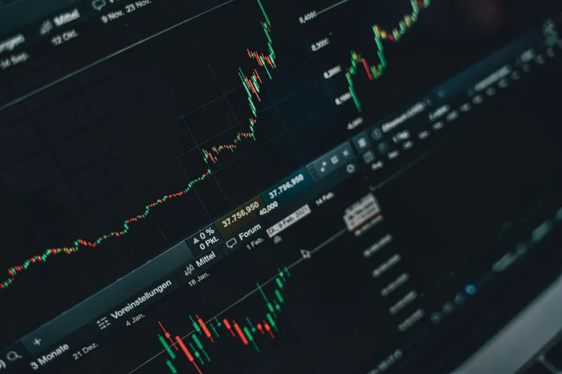 Follow the Money: A Trader's Guide to Catching Sector Rotation Mid-Cycle